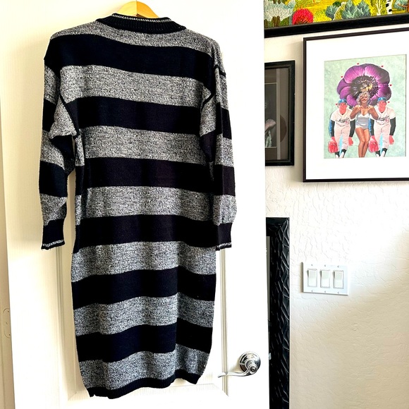 Vintage A’MILANO Sweater Dress. Size: Large. Excellent condition 🖤 - Picture 4 of 6